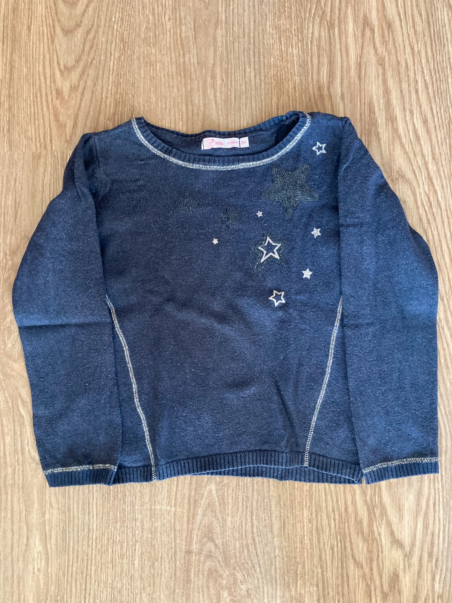 Pull Gémo fille 6 ans.